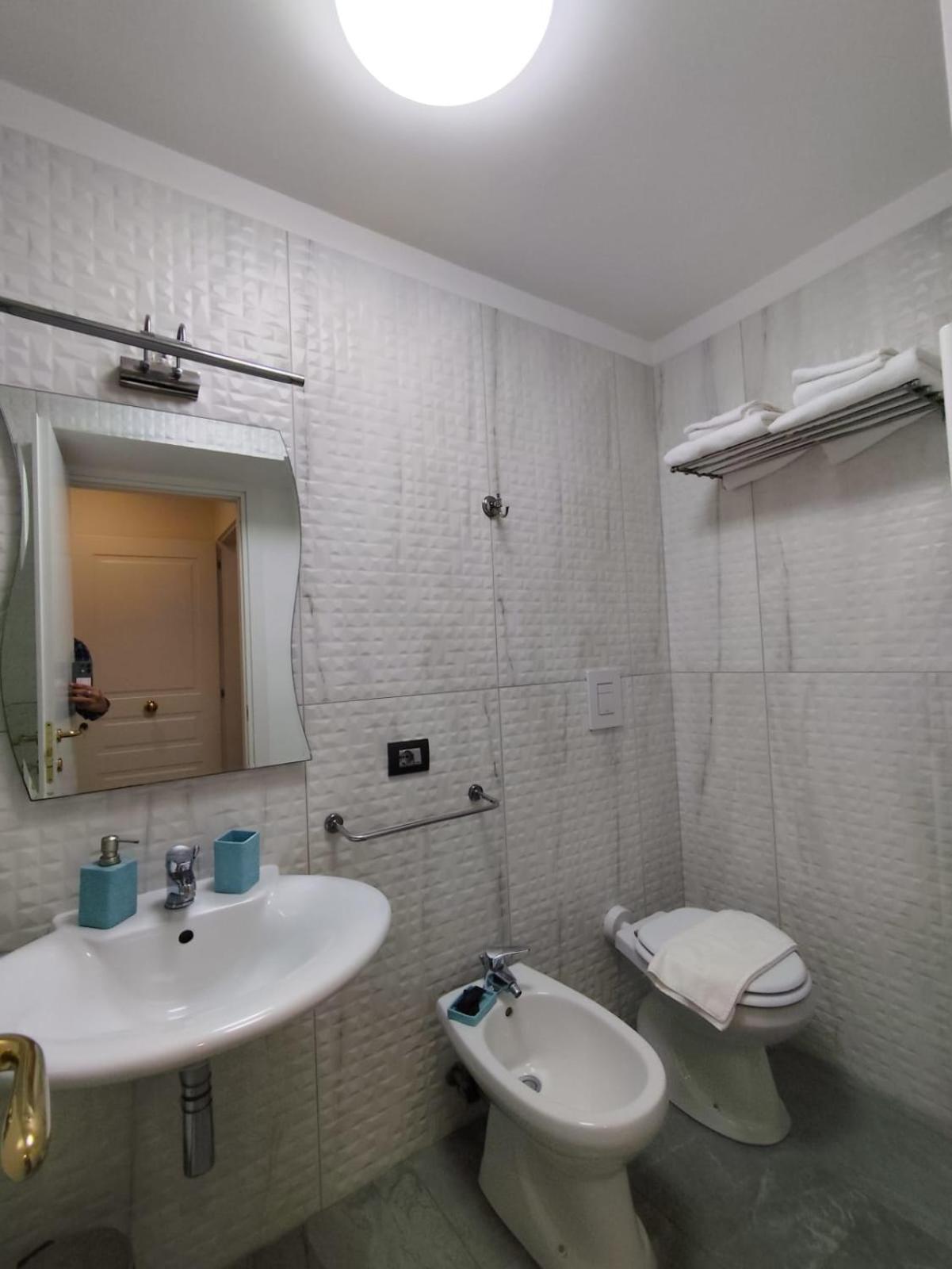 Large Double or Twin Room